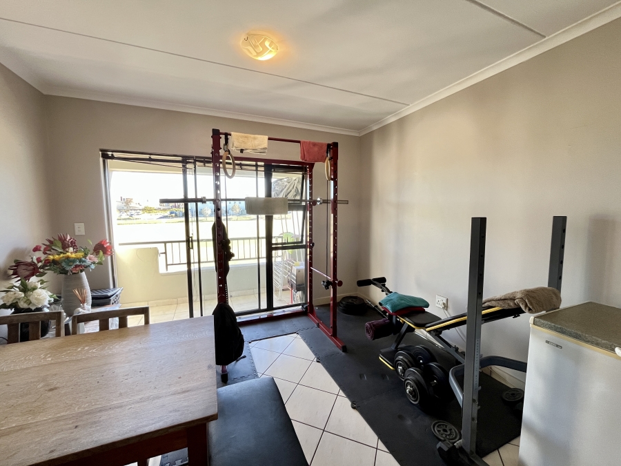 To Let 2 Bedroom Property for Rent in Burgundy Estate Western Cape